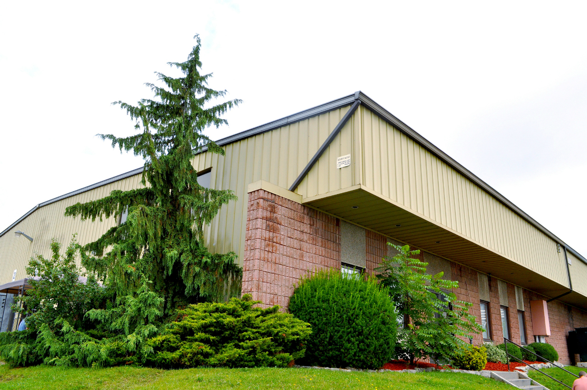 Location Canuck Compounders Inc.